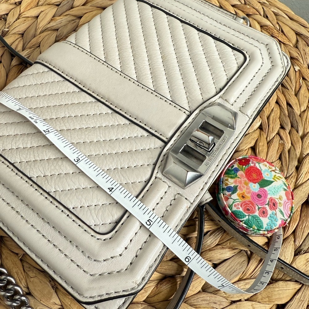 Rebecca Minkoff Purse Chevron Quilted Small Love Crossbody in Perla Pale Grey - Picture 13 of 14